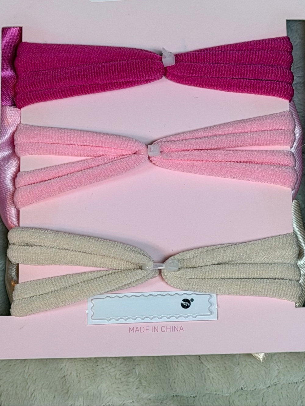 Juicy Couture Baby Headwraps 3 Pack Satin Bow Rhinestone 0-3 Months NWT - Picture 6 of 9